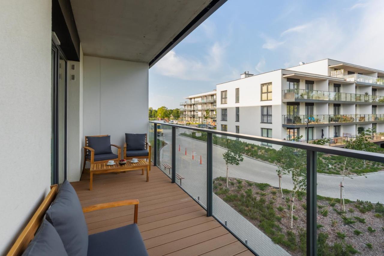 Wellness Resort Apartments Dziwnow Riverfront By Noclegi Renters Bagian luar foto