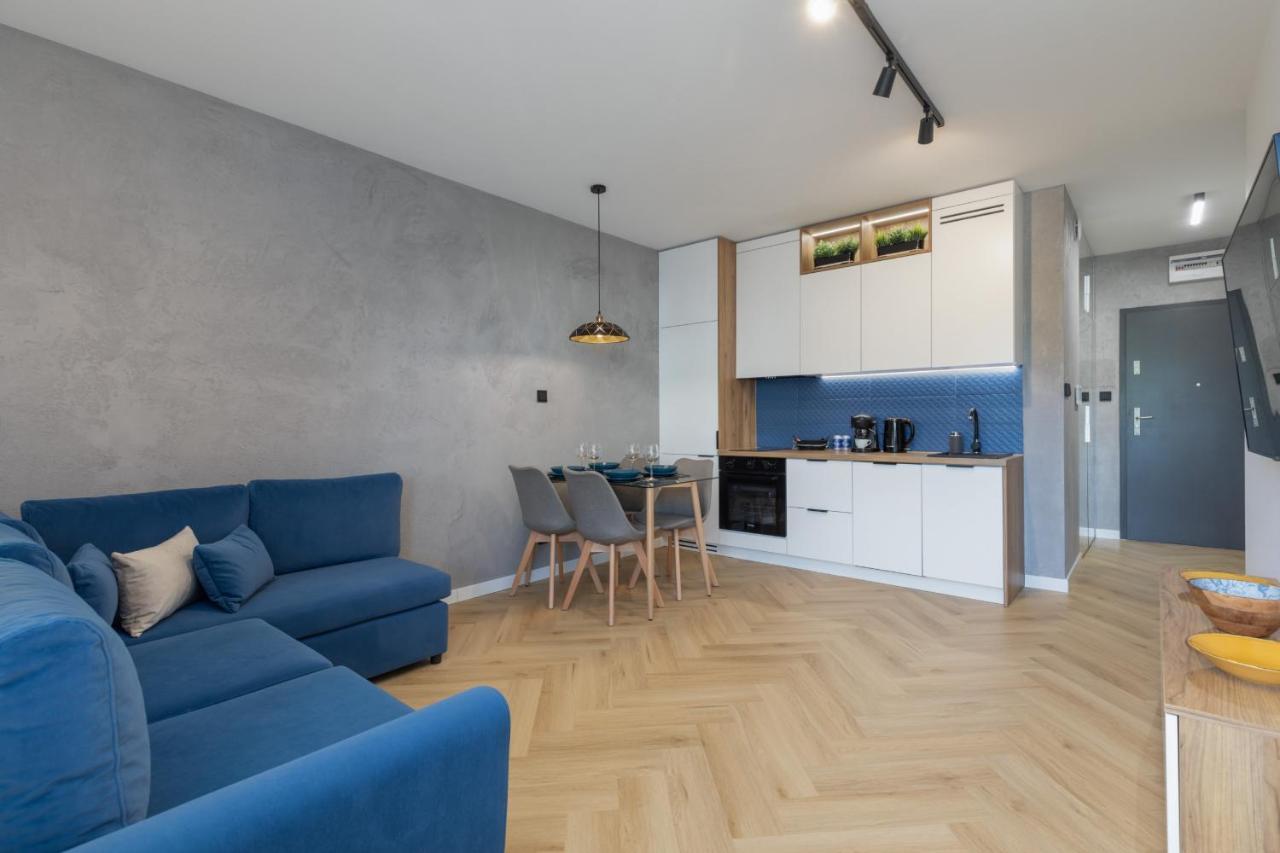 Wellness Resort Apartments Dziwnow Riverfront By Noclegi Renters Bagian luar foto